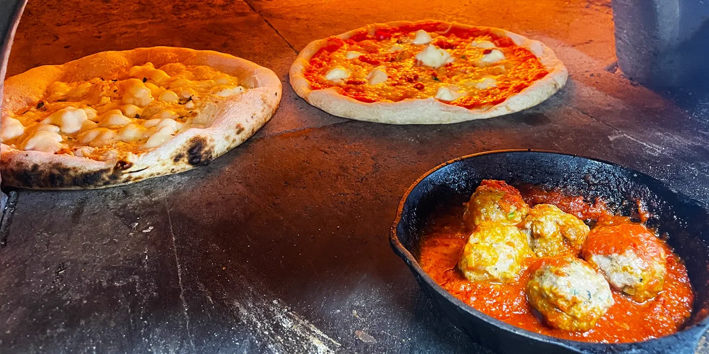 Maiale Rosa Wood Fired Pizzeria, business photo 4