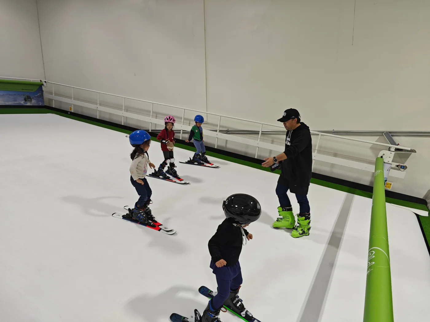 PTO SKI & Snowboard business photo